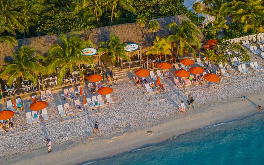 Roatan Vacation Hotels: Discover the Best Part of West Bay